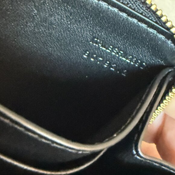 Burberry EKD Black Leather zip Wallet 8079212 - Picture 13 of 14